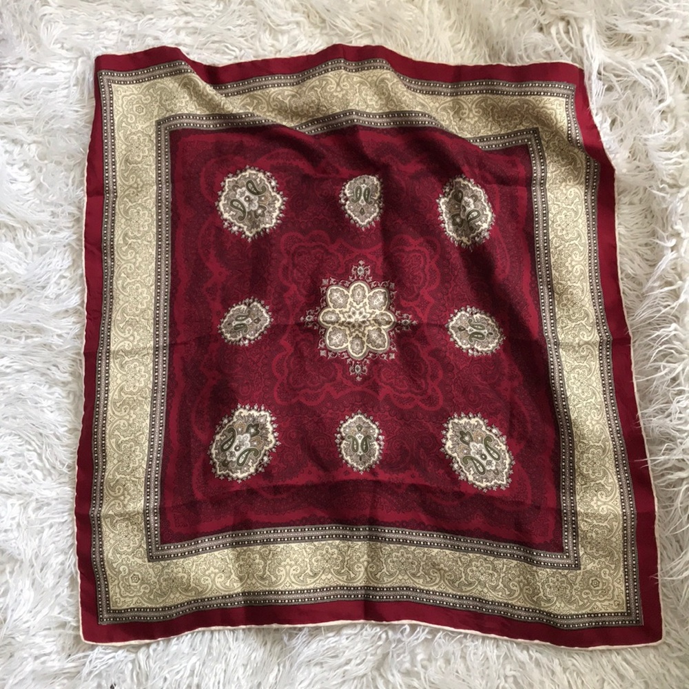 Silky Scarf - Picture 2 of 3